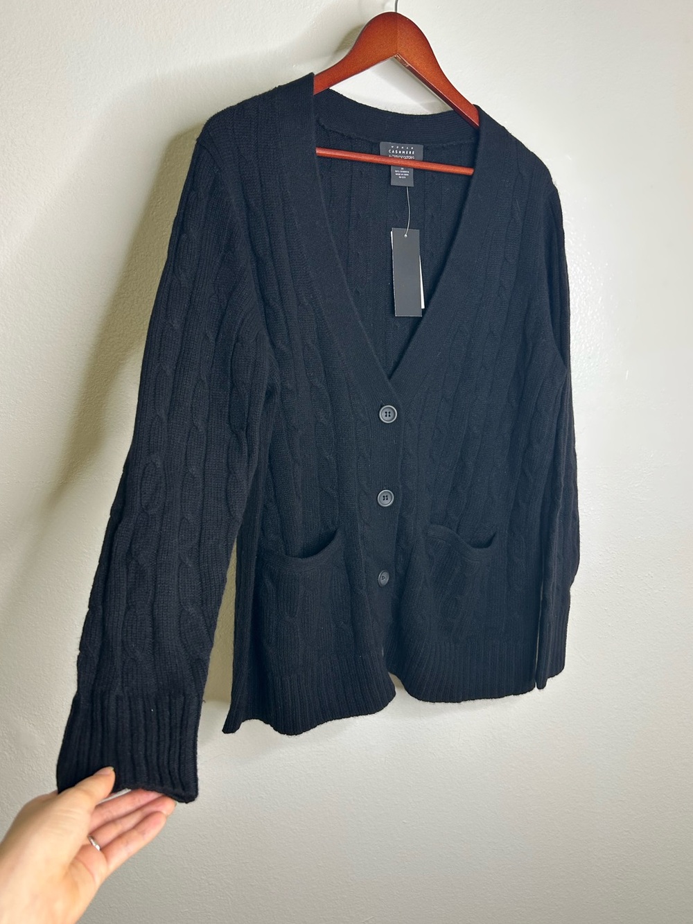 NWT Bloomingdale's 100% Cashmere Black Cable Knit Button Down Cardigan Sweater